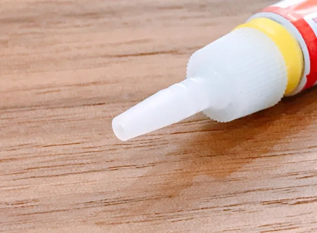 接着剤(ボンドG17)の溶解剥離　レジーナMG　有機則非該当　トルエン代替